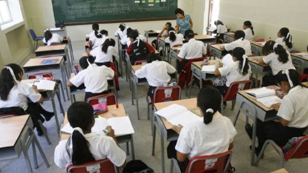 Ao Escolar 2021: Nuevos requisitos para colegios privados podra generar cierre de 10,000